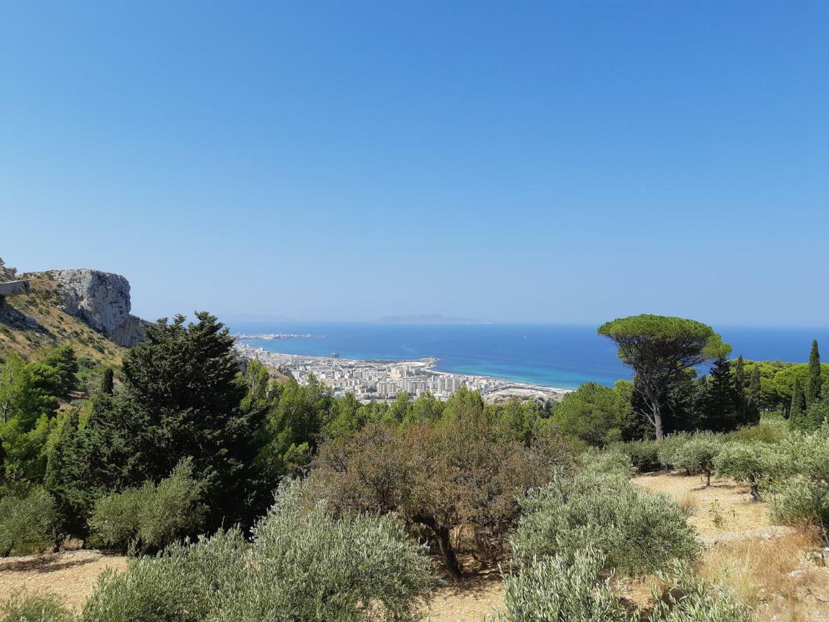 Villa Casa "Le Terrazze" Erice Exterior foto